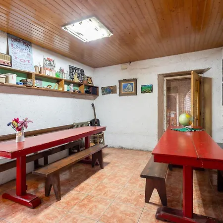 Casa Refugi Les Orenetes شاليه